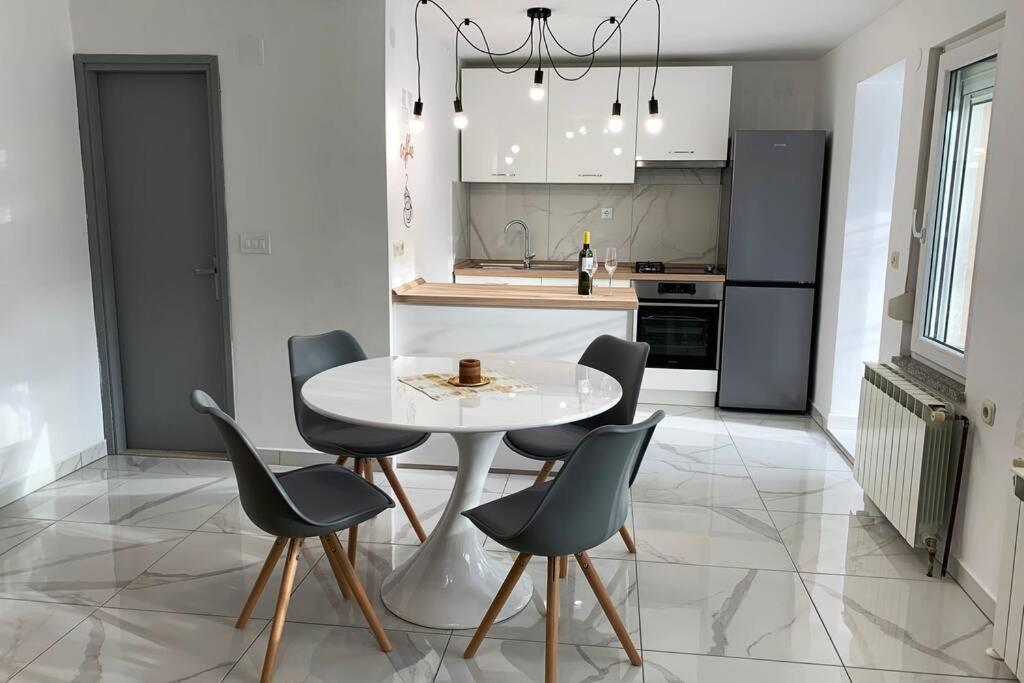 New Apartment Ema I 크르크 외부 사진